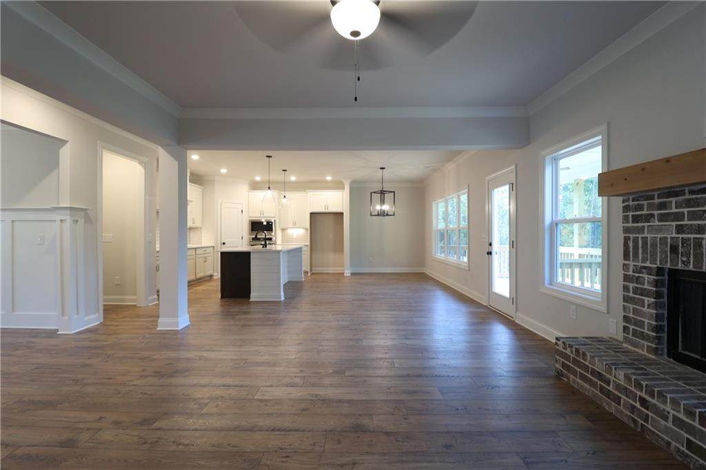 1100 Cottonwood Lane - Photo 1