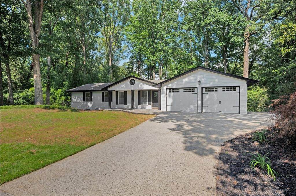 130 Bonnie Lane - Photo 1