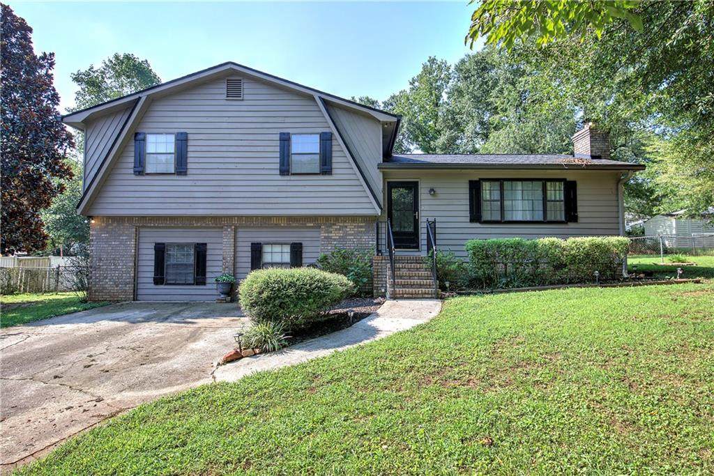 4573 Westview Drive - Photo 1