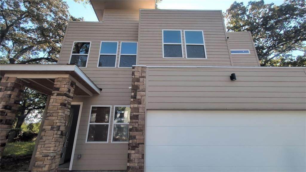2870 Randall Street - Photo 1