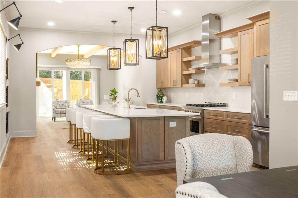 722 Lakeview Avenue - Photo 1