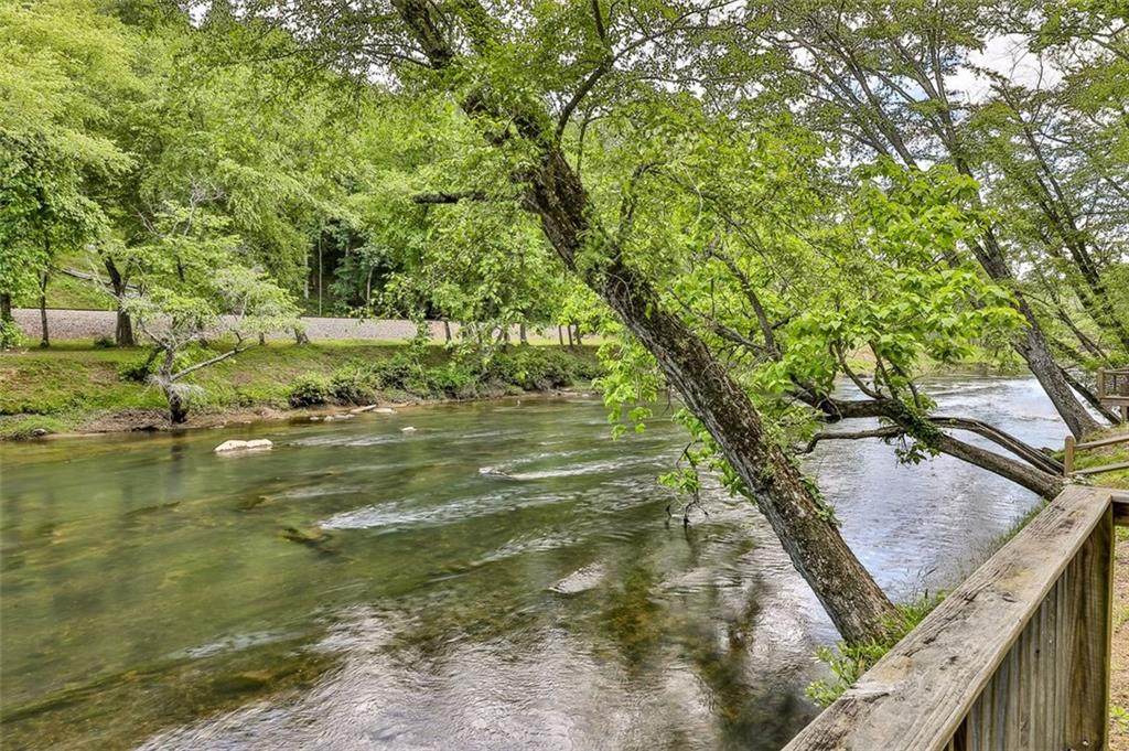 101 Moonshine Mountain Road - Photo 1