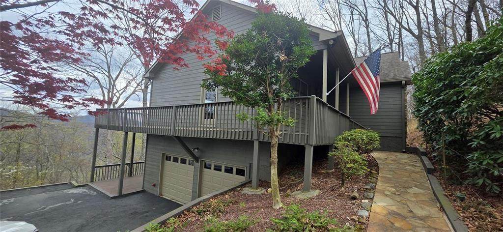 906 Ridgeview Drive - Photo 1