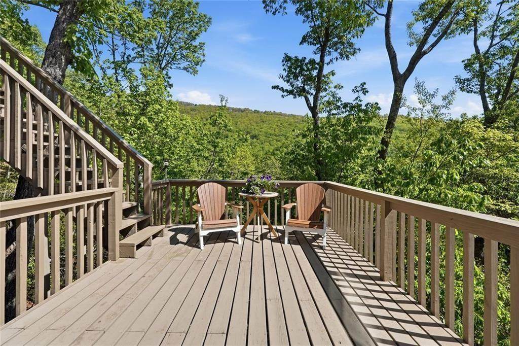 108 Columbine Drive - Photo 1
