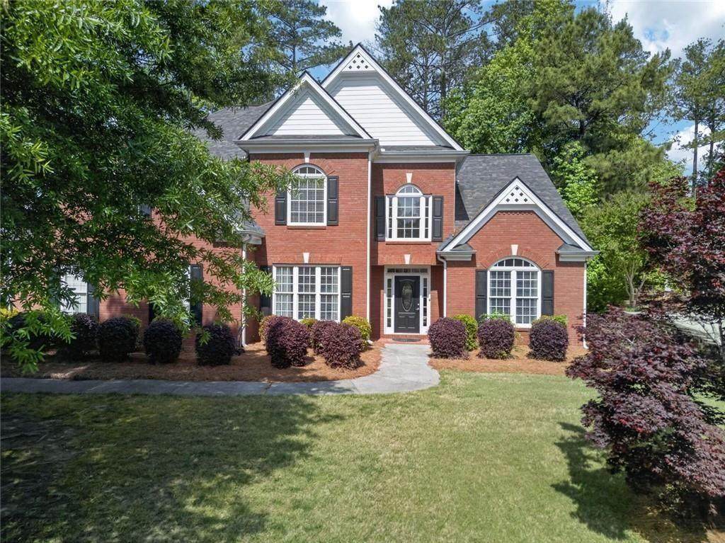 1011 Chestnut Creek Drive - Photo 1