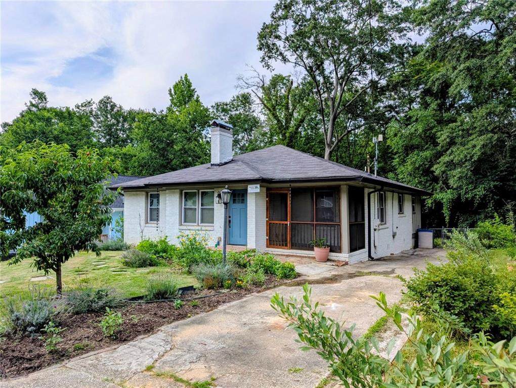 1311 Bernard Street - Photo 1