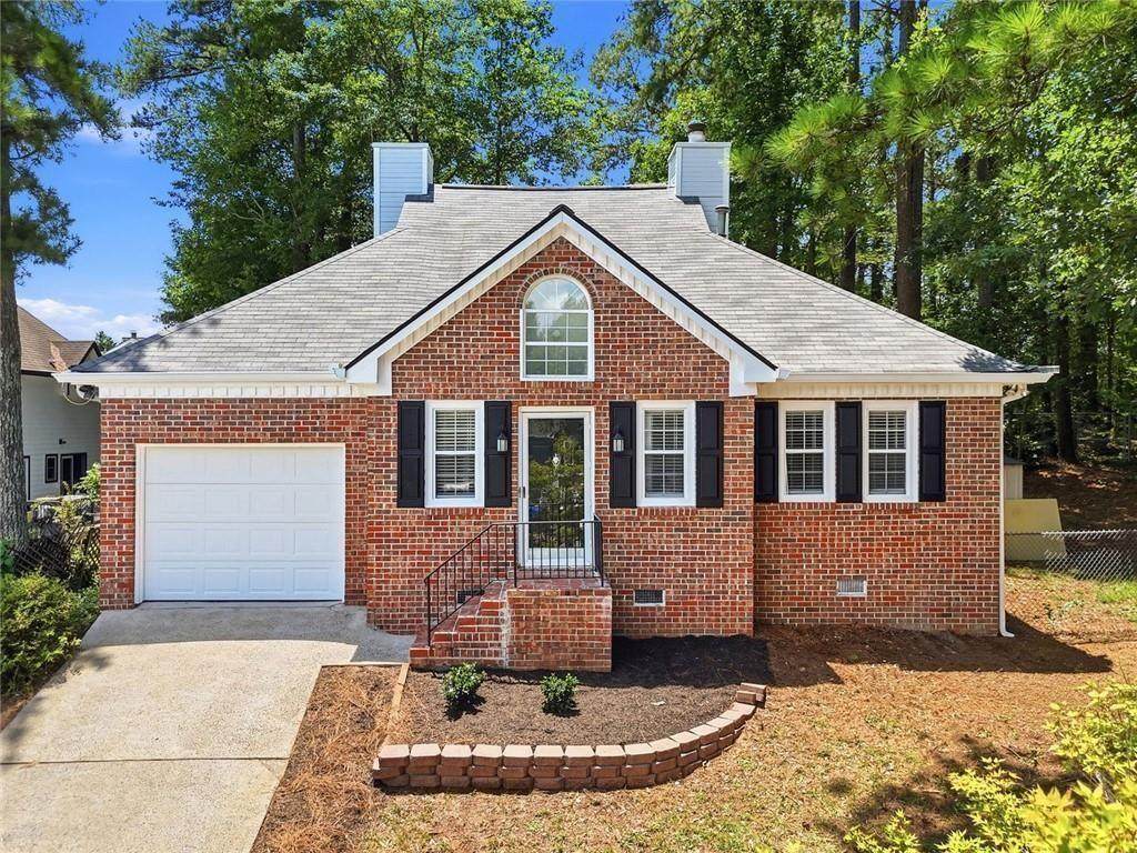 1632 Oakwood Court - Photo 1