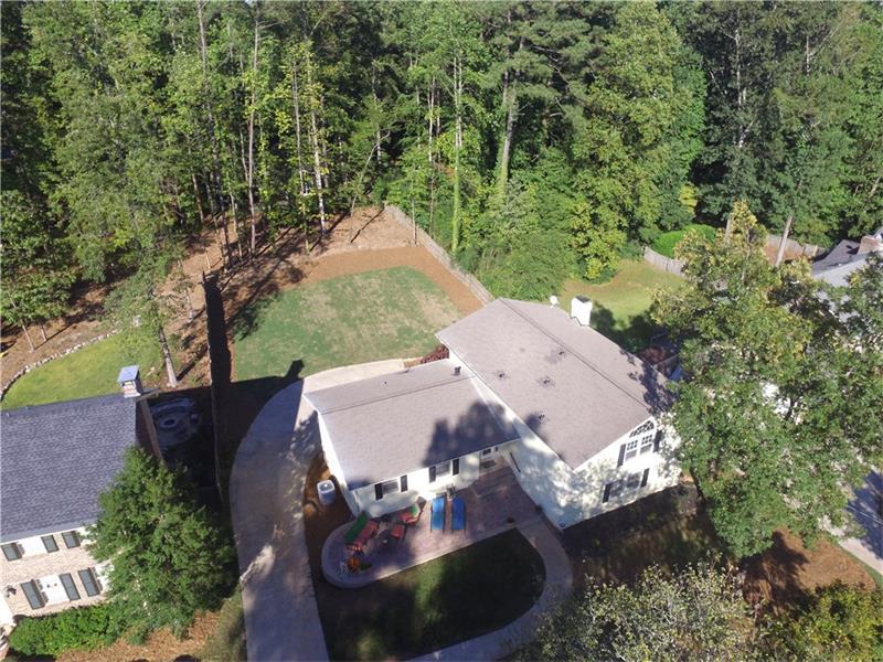 5670 Bend Creek Road, Dunwoody, GA 30338 (MLS #5744932) :: North Atlanta Home Team