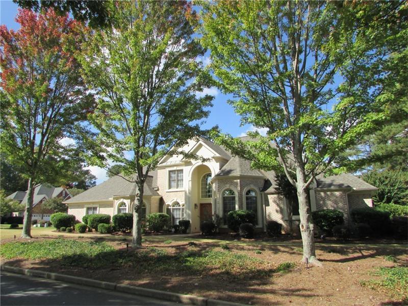 2004 Ector Court NW, Kennesaw, GA 30152 (MLS #5763040) :: North Atlanta Home Team