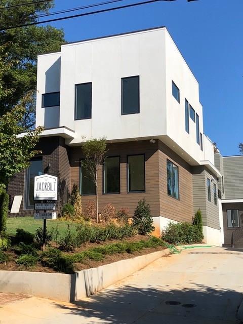 522 Boulevard Place - Photo 1