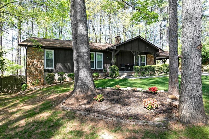 3520 Stonewall Drive - Photo 1