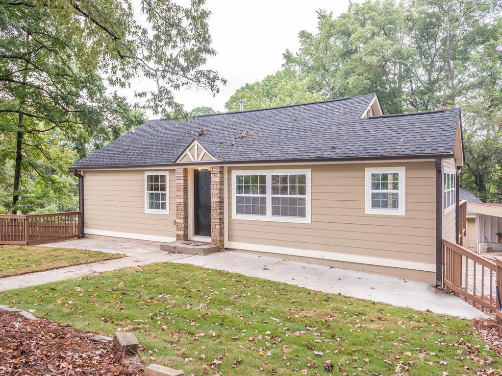 1823 Defoor Avenue - Photo 1