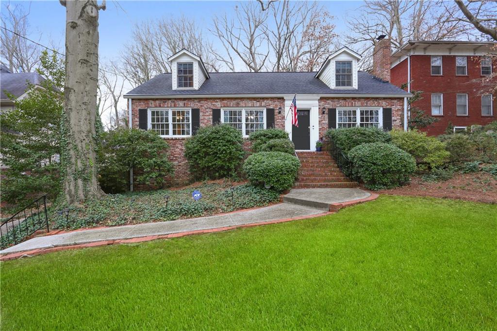 1474 Oxford Road - Photo 1