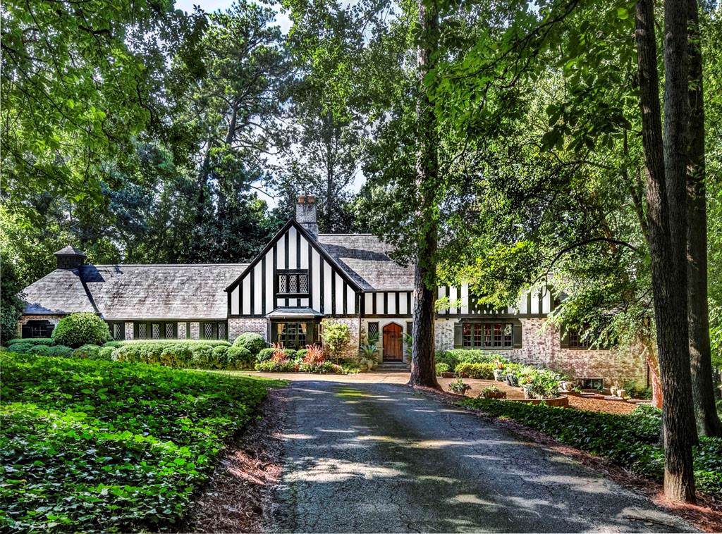 1000 Wesley Road - Photo 1