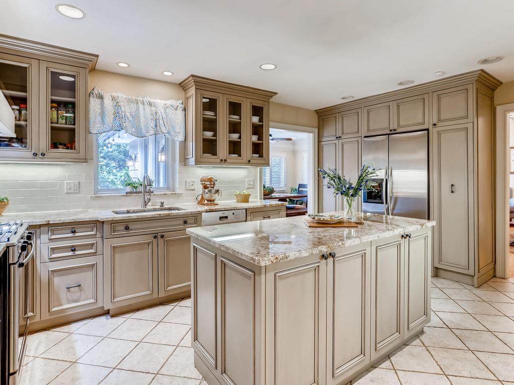 6250 River Shore Parkway - Photo 1