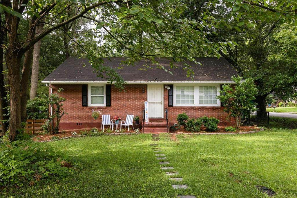 2413 Hillside Avenue - Photo 1