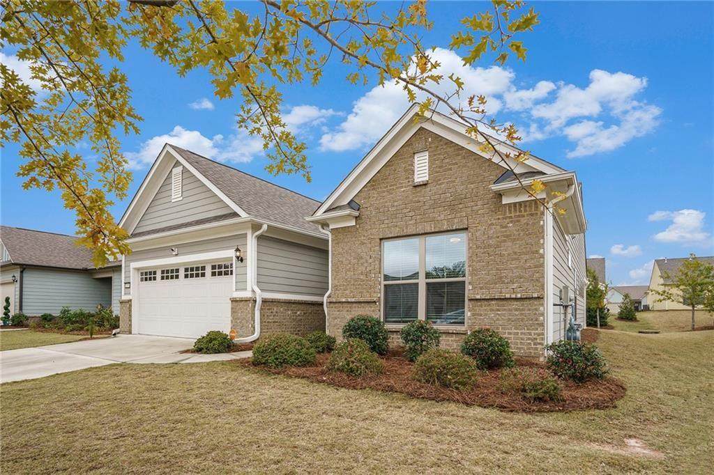 2660 Bateman Street - Photo 1