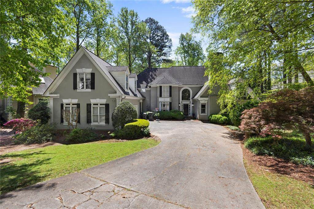 105 Grogans Lake Drive - Photo 1