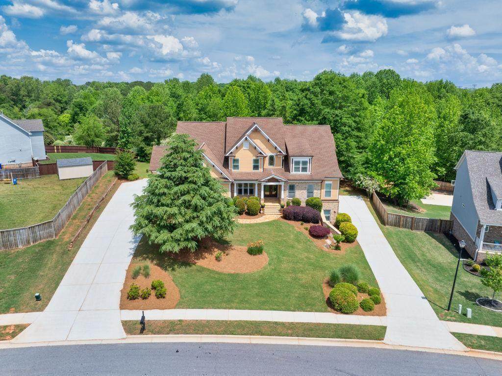 1530 Highland Creek Drive - Photo 1