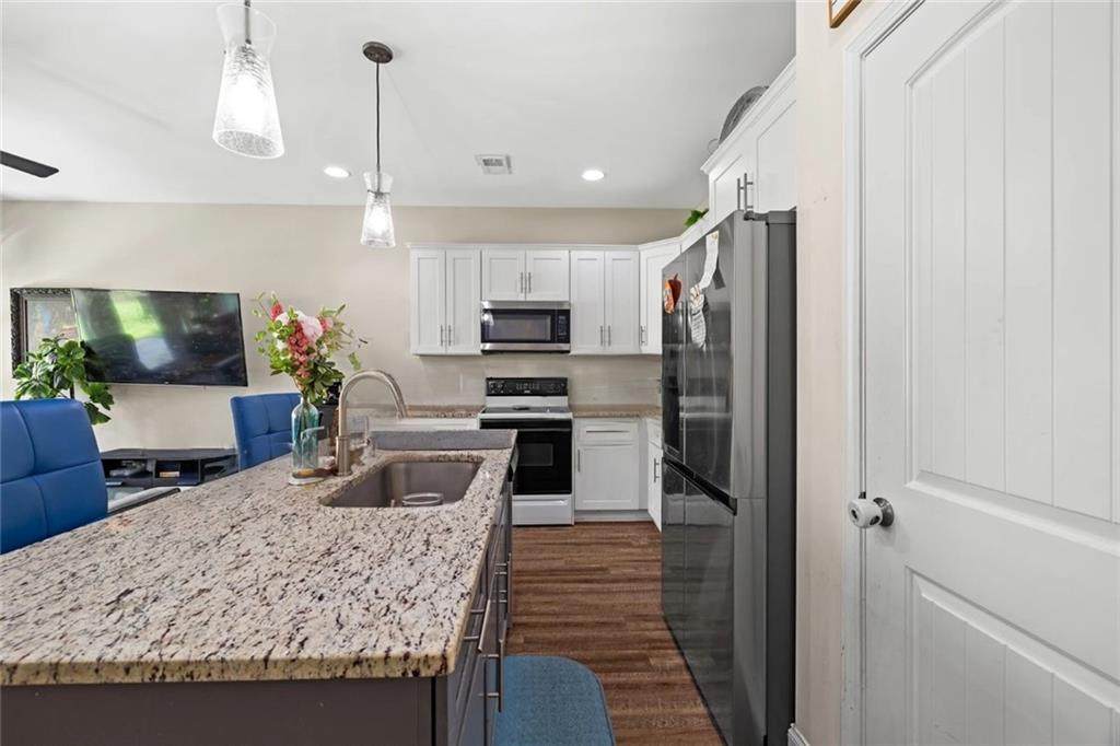 378 Hood Park Drive - Photo 1