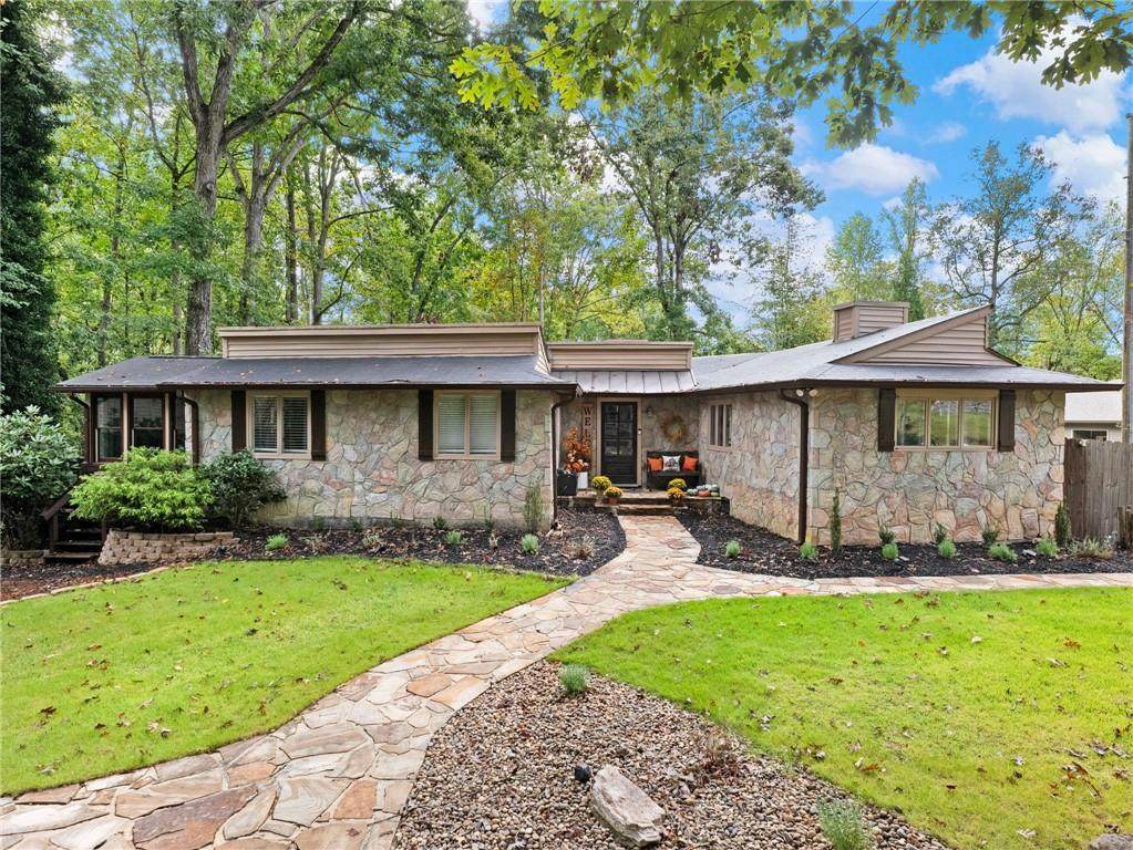 45 Lakepoint Drive - Photo 1