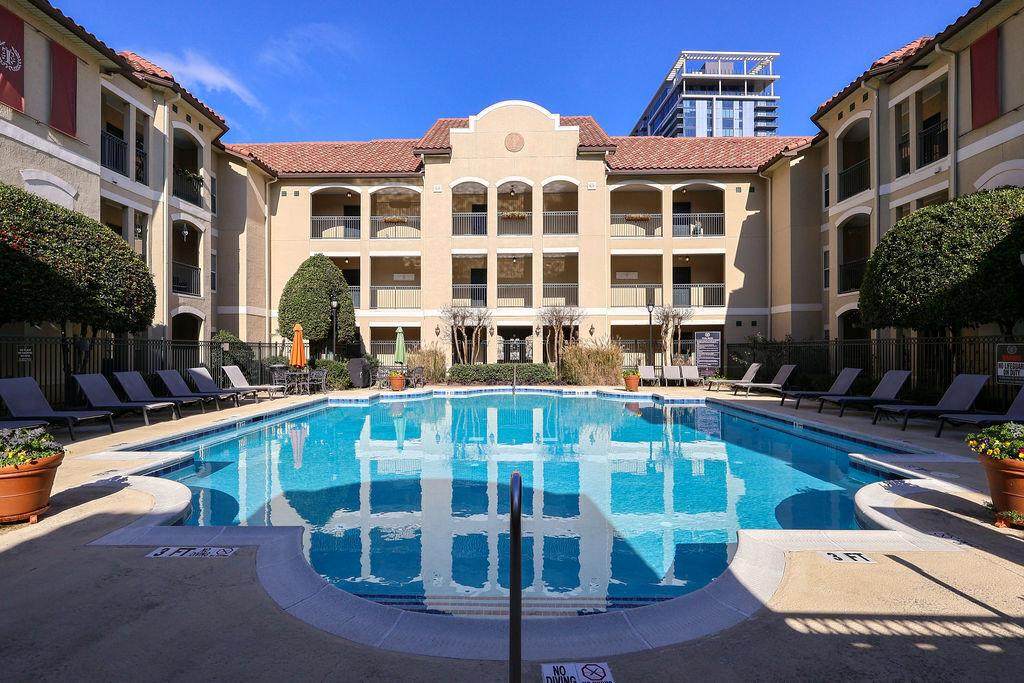 955 Juniper Street - Photo 1