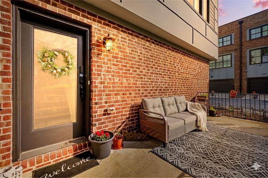 609 King Arnold Street - Photo 1
