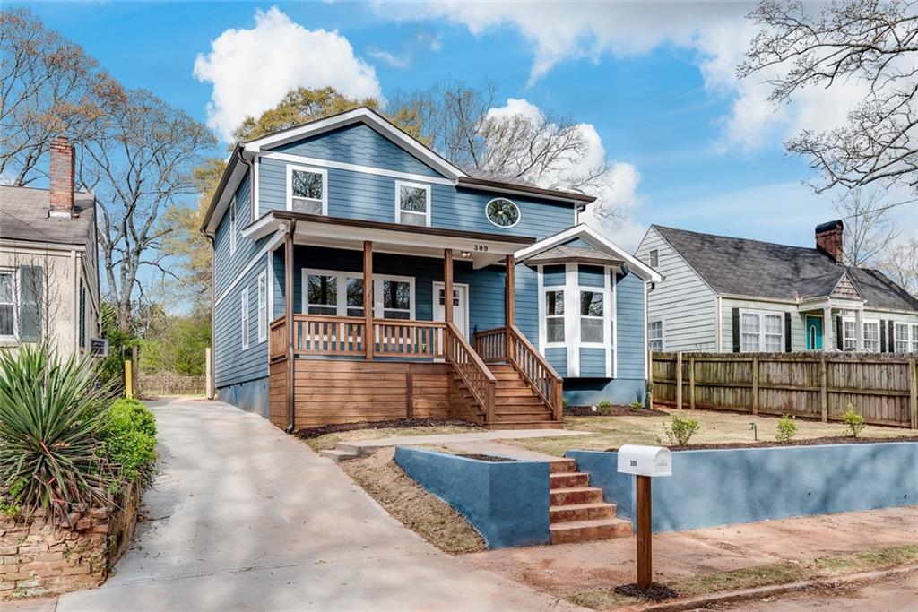 309 Side Avenue - Photo 1