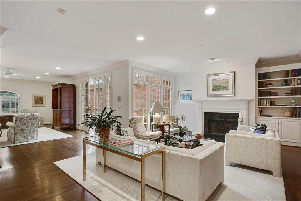 3685 Peachtree Road - Photo 1