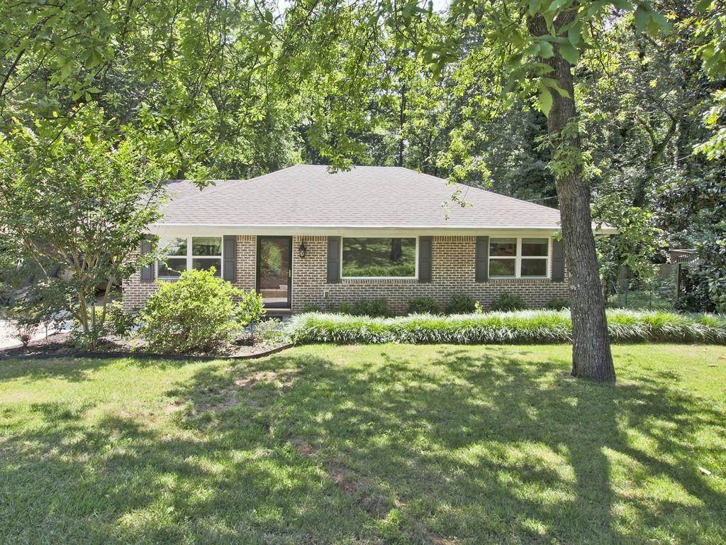 246 Indian Trail - Photo 1