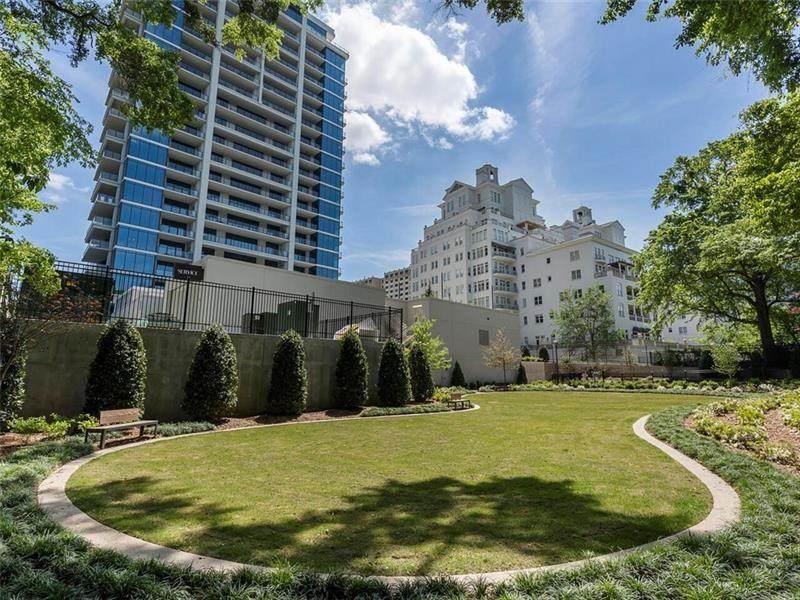 2520 Peachtree Road - Photo 1