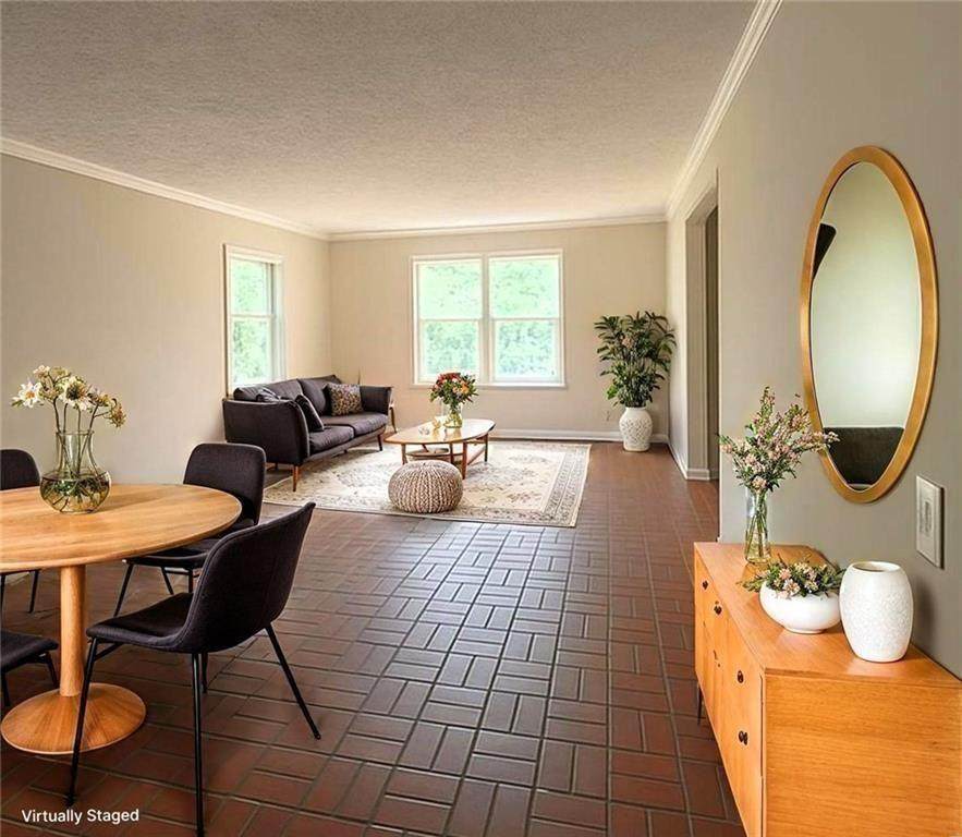 323 Lakemoore Drive - Photo 1