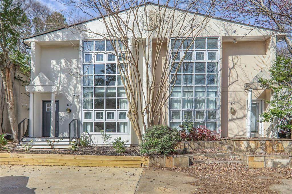 1210 Cleburne Avenue - Photo 1