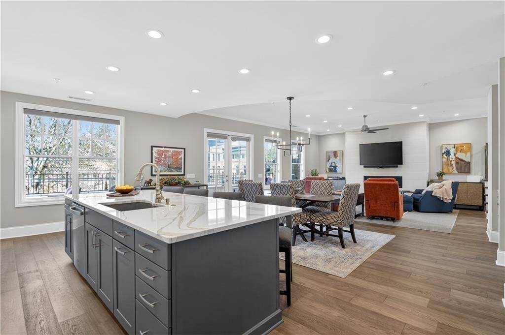 8255 Main Street - Photo 1
