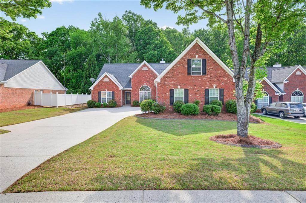 514 Grand Ashbury Lane - Photo 1