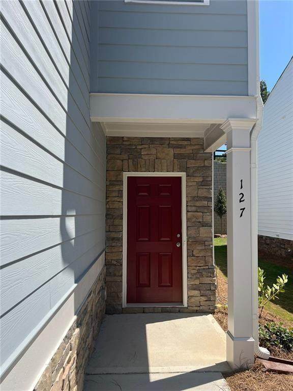 127 Berry Drive - Photo 1
