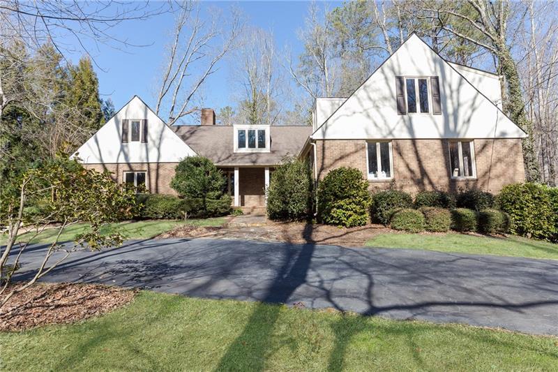 687 Saint Marys Lane - Photo 1