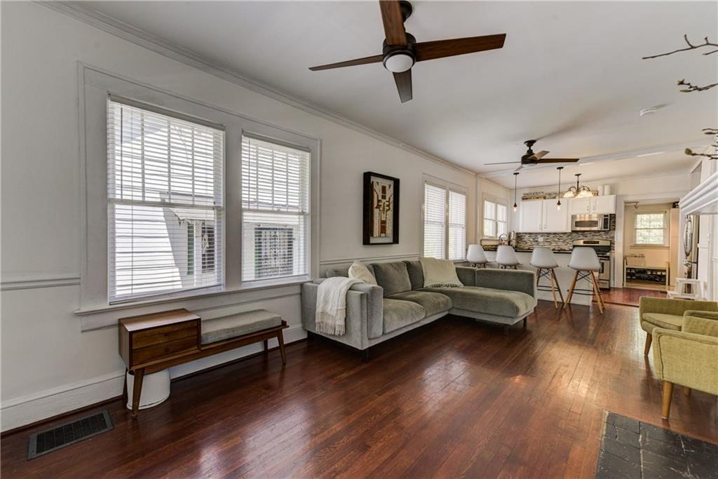 454 Kendrick Avenue - Photo 1