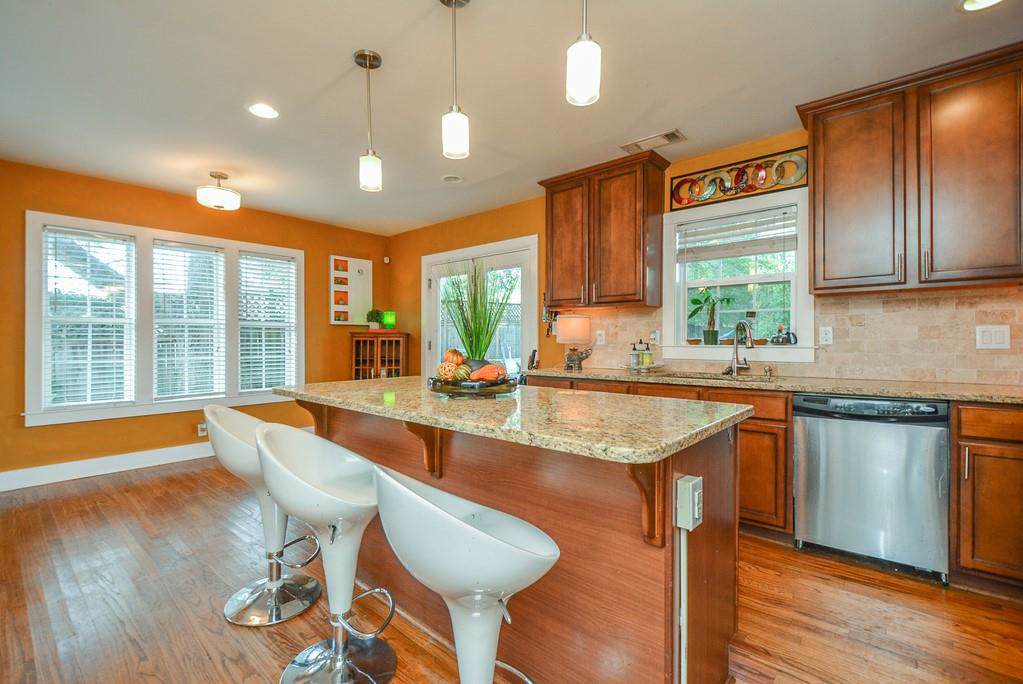 3076 Leeland Road - Photo 1