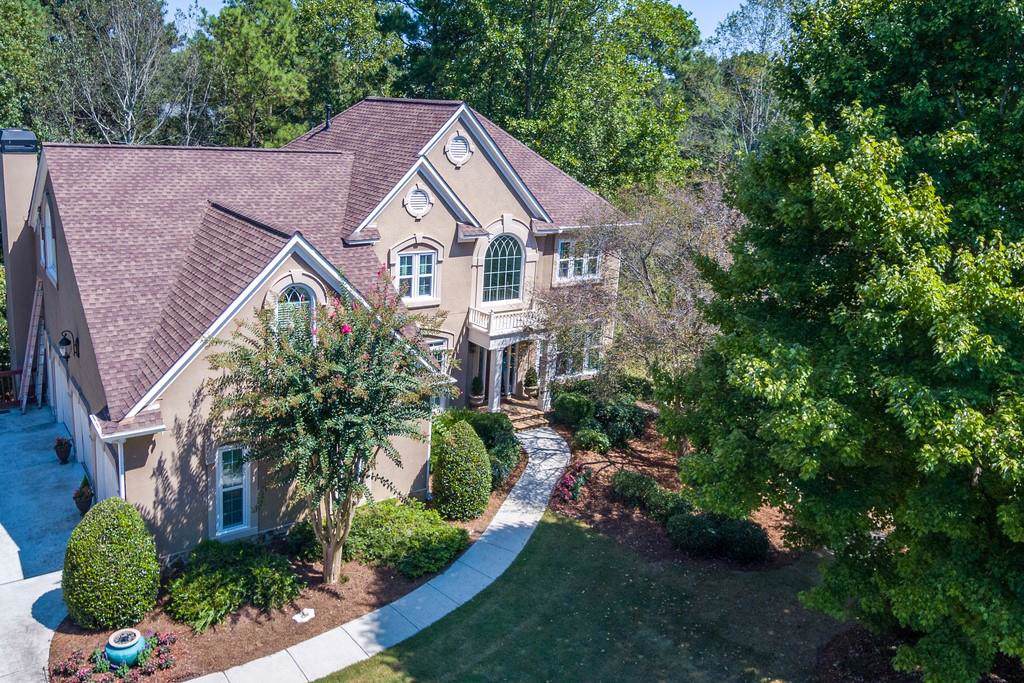 155 Kensington Pond Court - Photo 1