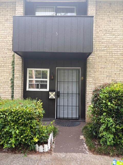 1867 Myrtle Drive - Photo 1