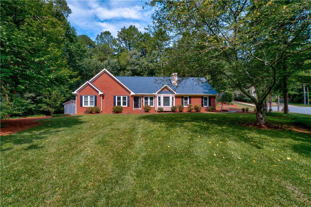 2705 Cambridge Court - Photo 1