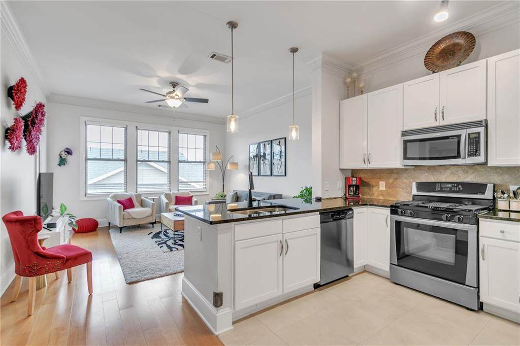 3621 Vinings Slope - Photo 1