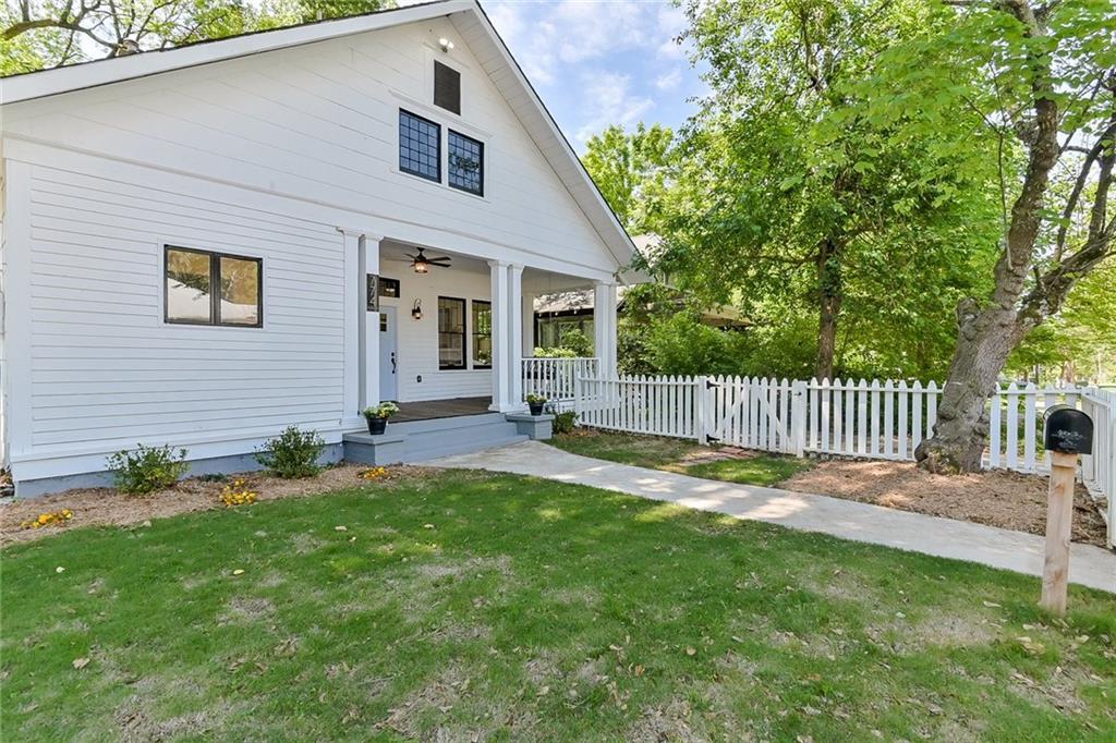 774 Dill Avenue - Photo 1