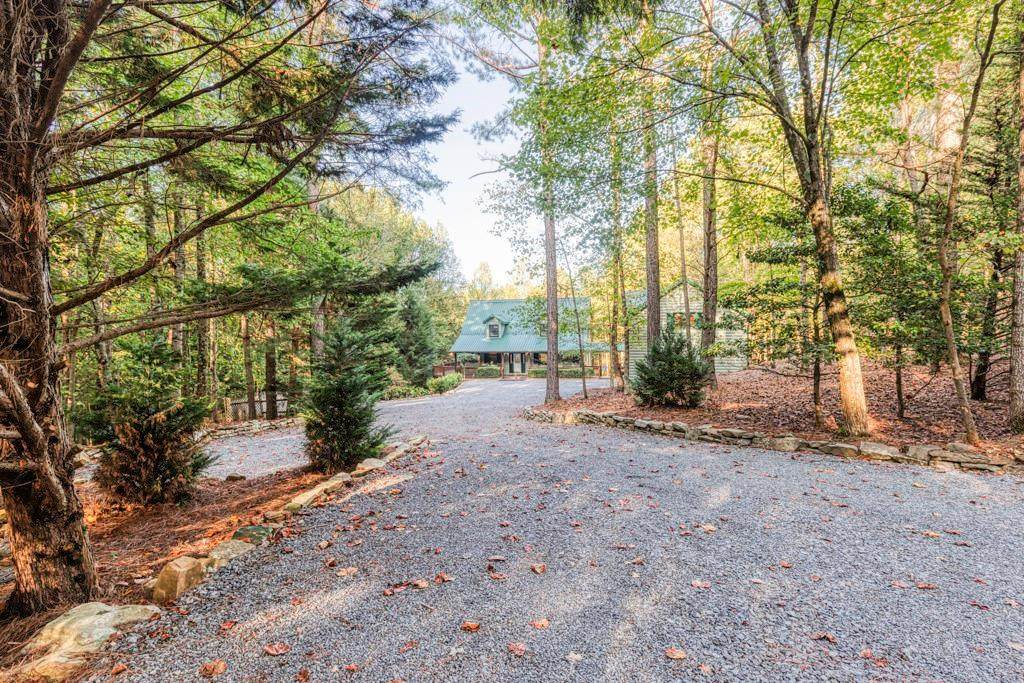 284 Estates Drive - Photo 1