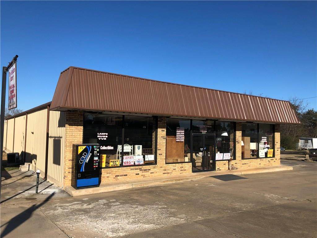 1502 Commercial Street - Photo 1