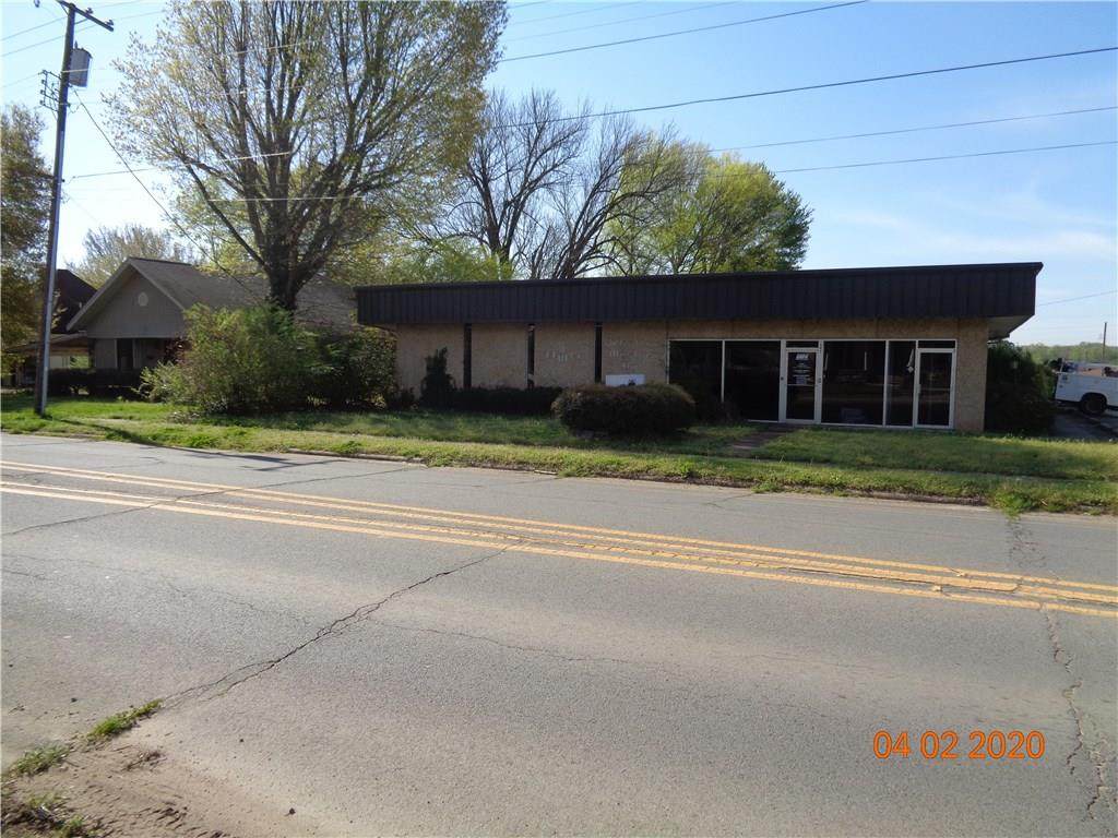 101 Commercial Street - Photo 1