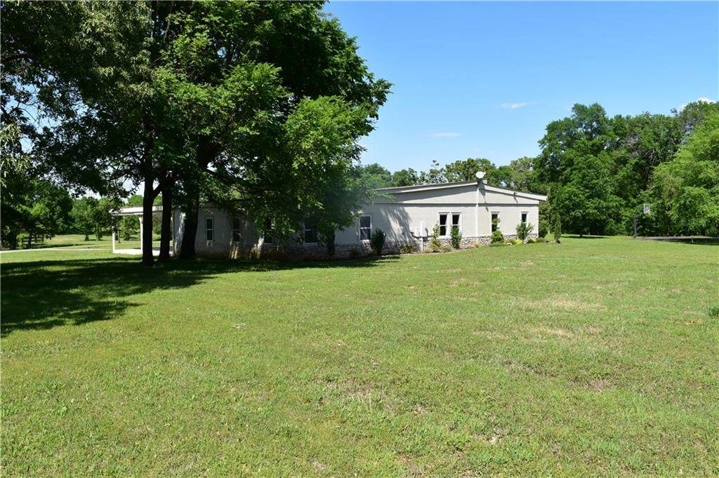 2400 Hickman Bluff Road - Photo 1