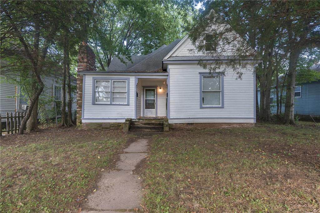 611 19th Street - Photo 1