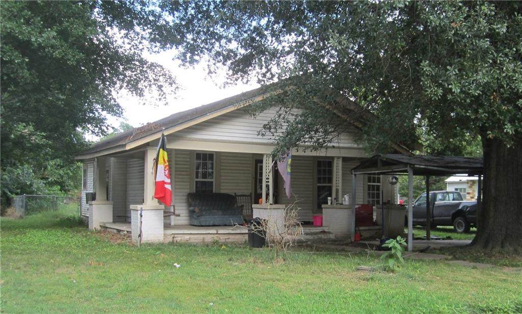 606 2nd Street - Photo 1